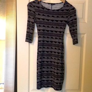 Black and white bodycon dress